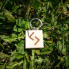 БРЕЛОК ДЕРЕВ'ЯНИЙ КВАДРАТНИЙ РУНА ЄР (KEYRING WOODEN SQUARE RUNE ER)